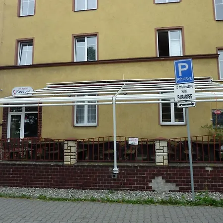 Paradise Hotel 3*