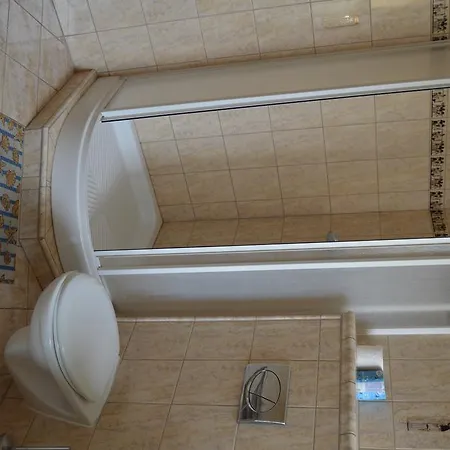 Paradise 俄斯特拉发