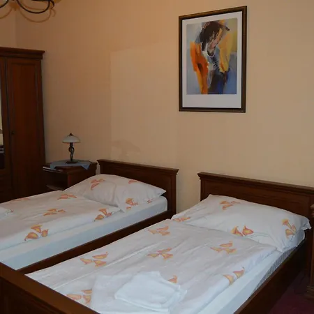 Paradise 3*