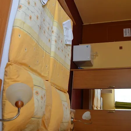 Готель Paradise