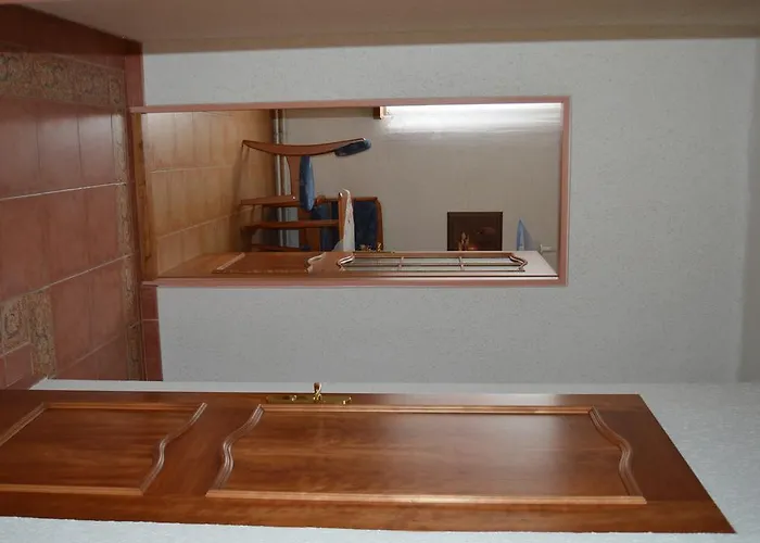 Paradise فندق اوسترافا