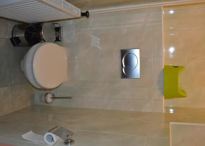 فندق Paradise اوسترافا