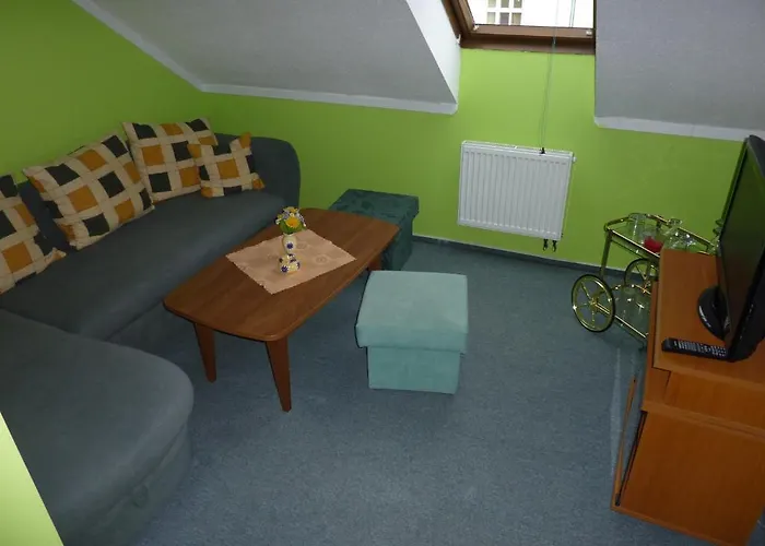 Paradise فندق 3*