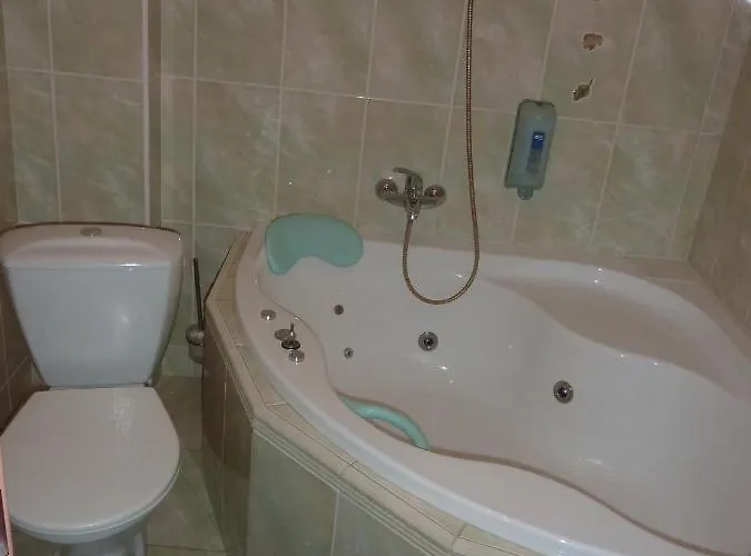 فندق Paradise 3*